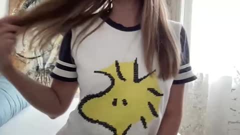 Lisa online show from September 28, 2025, 8:52 am