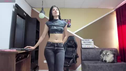 Lisa Gray Independent Model online show from July 30, 2026, 7:46 pm