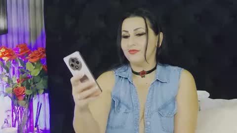 SofiaHanson online show from October 14, 2025, 7:14 pm