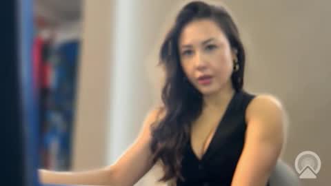 lisandriaa online show from March 24, 2026, 7:57 am