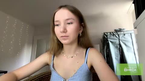 Snapshot of lisasmall chatting on July 16, 2026, 4:46 pm lisasmall online show from July 16, 2026, 4:46 pm