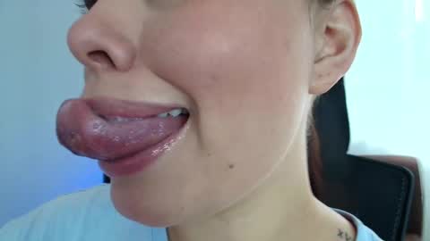 Snapshot of lisbet_21x chatting on February 21, 2025, 2:38 pm Lisbet online show from February 21, 2025, 2:38 pm