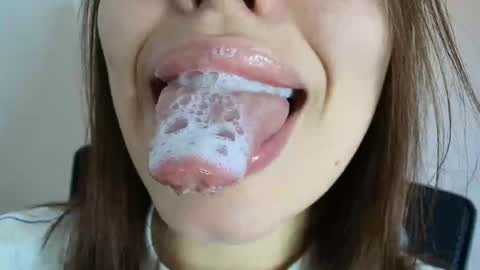 Snapshot of lisbet_21x chatting on September 30, 2025, 10:15 pm Lisbet online show from September 30, 2025, 10:15 pm