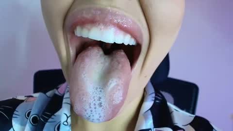 Snapshot of lisbet_21x chatting on November 3, 2025, 11:22 am Lisbet online show from November 3, 2025, 11:22 am