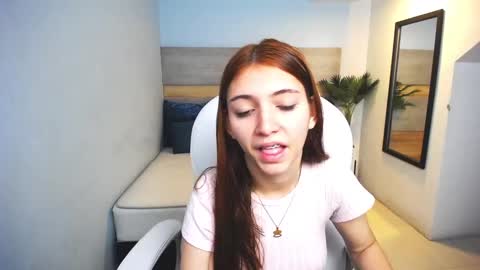 Snapshot of liseth_fox chatting on January 7, 2025, 12:31 pm Liseth Fox online show from January 7, 2025, 12:31 pm