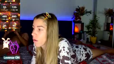 Snapshot of lisi4ka_basik33 chatting on October 28, 2025, 5:44 am Kris Maks online show from October 28, 2025, 5:44 am