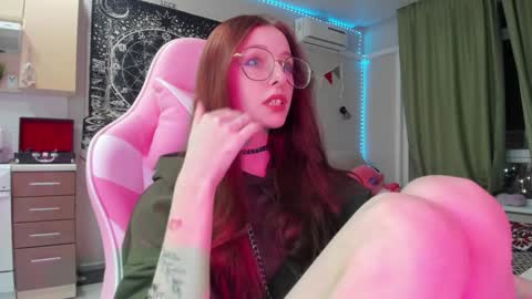 Snapshot of lisiasweet chatting on January 8, 2025, 5:37 pm Lika online show from January 8, 2025, 5:37 pm