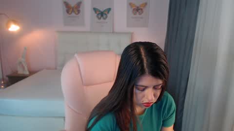 Andrea online show from January 3, 2025, 12:30 pm