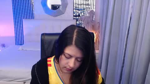 Andrea online show from June 18, 2026, 9:25 am