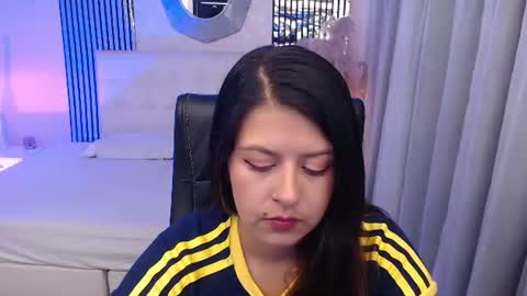 Andrea online show from June 24, 2026, 4:55 am
