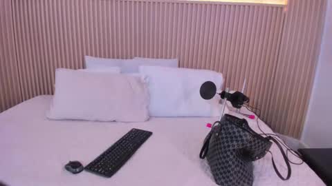 Snapshot of liss_reyes chatting on February 11, 2026, 11:59 am Liss online show from February 11, 2026, 11:59 am