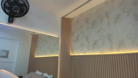 Snapshot of liss_reyes chatting on February 12, 2026, 12:11 pm Liss online show from February 12, 2026, 12:11 pm