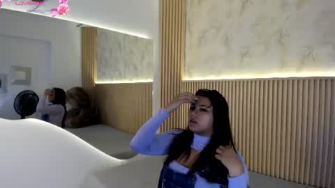 Snapshot of liss_reyes chatting on June 17, 2026, 12:18 pm Liss online show from June 17, 2026, 12:18 pm