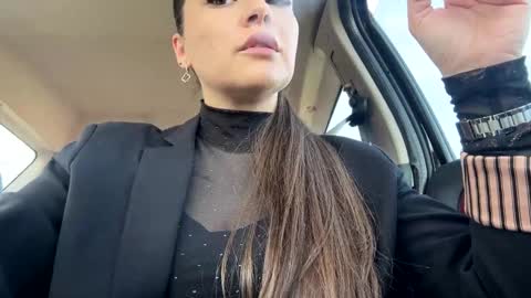 Lissa online show from March 12, 2026, 12:11 pm