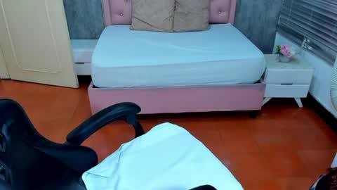 Snapshot of lissa_jhonsoon chatting on July 22, 2026, 2:03 am L I S S A online show from July 22, 2026, 2:03 am