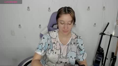 Lissa Kim  online show from February 23, 2026, 1:08 pm