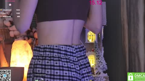 Snapshot of lissa_meooow chatting on December 15, 2024, 6:18 am your Liza again. Next stream Dec. 1 at 2 or 3 GMT online show from December 15, 2024, 6:18 am