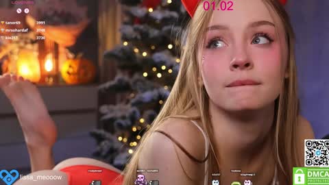 Snapshot of lissa_meooow chatting on February 1, 2025, 1:30 pm your Liza again. Next stream Dec. 1 at 2 or 3 GMT online show from February 1, 2025, 1:30 pm