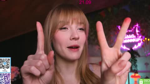 Snapshot of lissa_meooow chatting on September 21, 2025, 5:20 am your Liza again. Next stream Dec. 1 at 2 or 3 GMT online show from September 21, 2025, 5:20 am