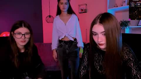 lissa_night online show from December 22, 2025, 8:22 am