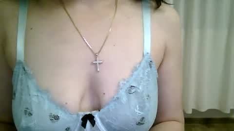 Lissa online show from March 10, 2025, 9:40 pm