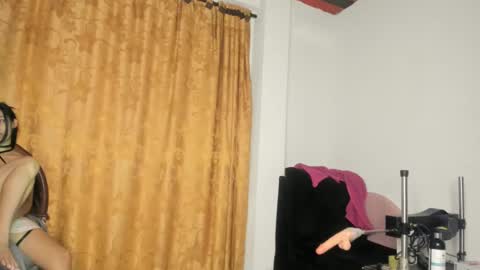 lissa_petitee online show from March 3, 2025, 6:59 am