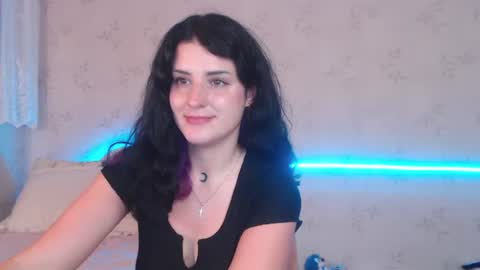 Snapshot of lissalucy chatting on June 11, 2026, 2:04 pm Alice Dont forget to thumbs up its very important online show from June 11, 2026, 2:04 pm