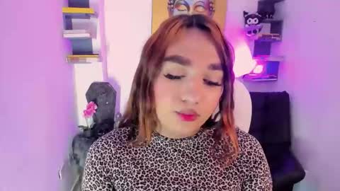 Snapshot of lissascarlett_1 chatting on October 23, 2025, 8:18 pm Lisssa online show from October 23, 2025, 8:18 pm