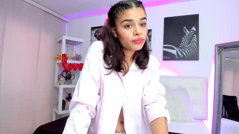 Snapshot of lissbrown chatting on February 18, 2025, 12:39 pm Liss Brown online show from February 18, 2025, 12:39 pm