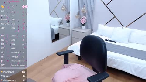 Lita online show from December 31, 2024, 4:25 pm