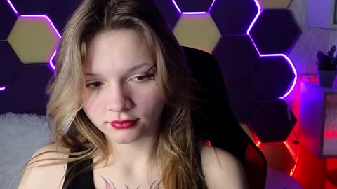 Snapshot of litabrom chatting on January 21, 2025, 4:10 am Lena online show from January 21, 2025, 4:10 am