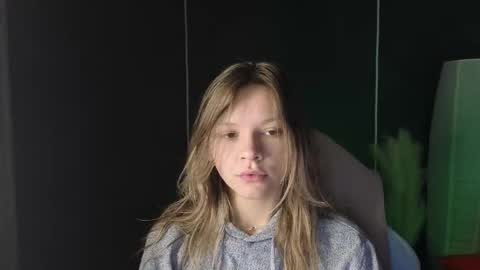 Snapshot of litabrom chatting on September 15, 2025, 1:49 am Lena online show from September 15, 2025, 1:49 am