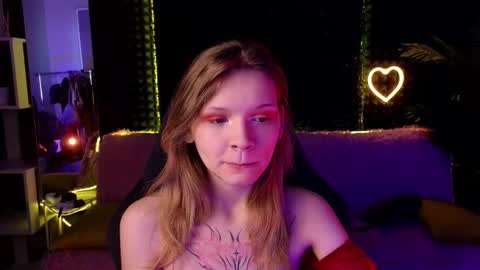 Snapshot of litabrom chatting on October 11, 2025, 2:11 am Lena online show from October 11, 2025, 2:11 am