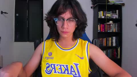Literateboy online show from May 6, 2026, 1:36 am