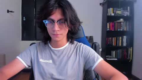 Literateboy online show from May 10, 2026, 1:44 am
