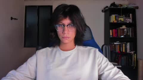 Literateboy online show from May 15, 2026, 2:29 am