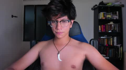 Literateboy online show from May 17, 2026, 1:47 am