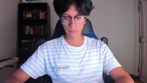 Literateboy online show from June 4, 2026, 1:44 am