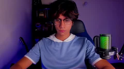Literateboy online show from July 18, 2026, 1:43 am