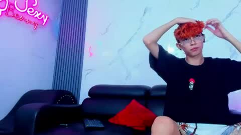 Snapshot of litle_sweet chatting on July 8, 2026, 6:12 pm dilan jack thom online show from July 8, 2026, 6:12 pm
