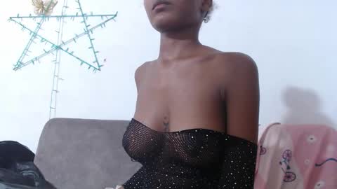 litte_ebonyx online show from March 8, 2026, 2:04 am