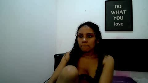 Snapshot of little18doll chatting on June 4, 2026, 10:49 pm little18doll online show from June 4, 2026, 10:49 pm