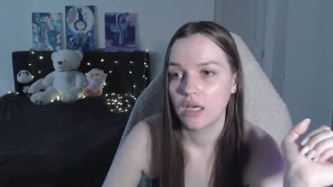 little__flowers online show from July 25, 2026, 9:40 am
