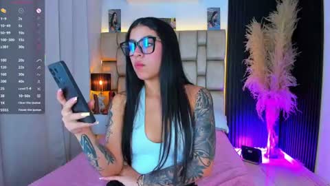 Sophie ---- connected from 1400 to 2100 Colombia time online show from August 3, 2026, 7:39 pm