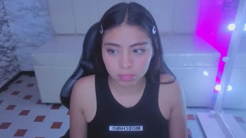 Snapshot of little_angelina_v chatting on November 18, 2025, 3:16 pm Hi Stream 800am to 200pm online show from November 18, 2025, 3:16 pm