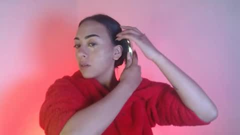 Snapshot of little_aphrodite2 chatting on October 16, 2025, 3:07 am Aliciaparaisss online show from October 16, 2025, 3:07 am