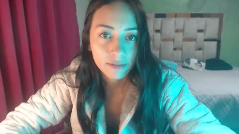 Snapshot of little_aphrodite2 chatting on December 3, 2025, 12:40 am Aliciaparaisss online show from December 3, 2025, 12:40 am