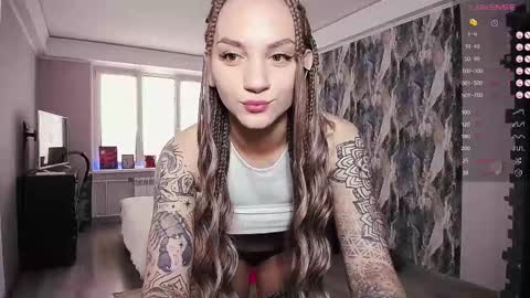 Birdy online show from February 25, 2025, 10:47 am