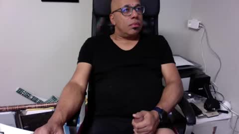 Snapshot of little_buddha chatting on January 2, 2025, 9:07 pm Pure Black Power online show from January 2, 2025, 9:07 pm