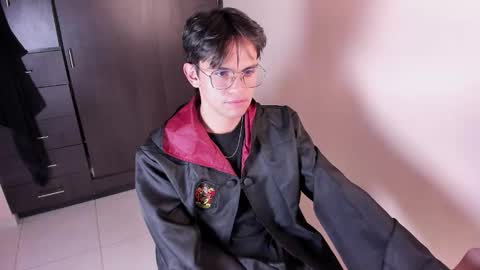 Snapshot of little_daniell chatting on November 25, 2025, 11:27 pm Daniel online show from November 25, 2025, 11:27 pm